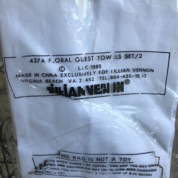 Lillian Vernon Hand Towels Set of 2 New Easter - Picture 11 of 11